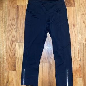 Lululemon High-Rise 21” Align Leggings Blk Size 6